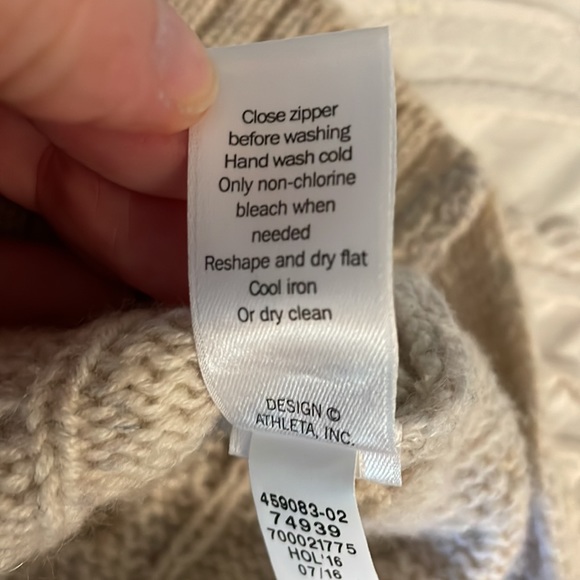 Athleta Cable knit cashmere blend asymmetrical sweater - Picture 10 of 10